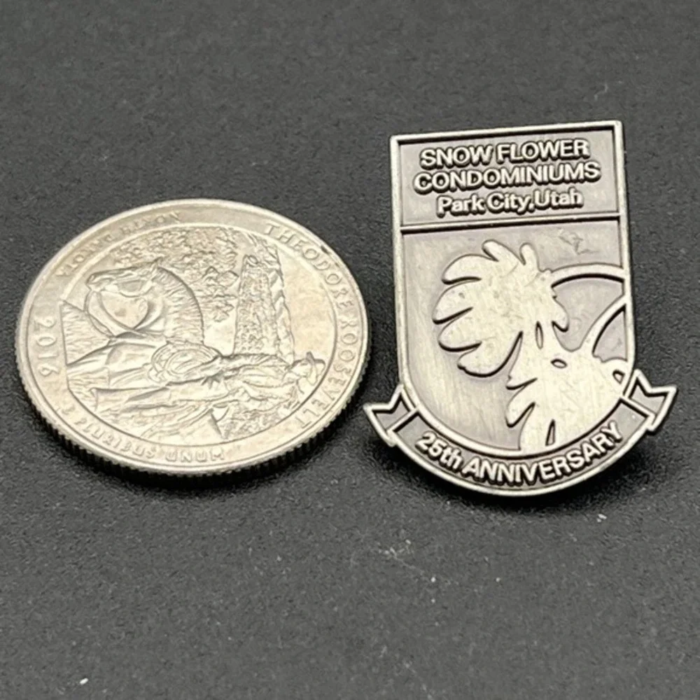 25th Anniversary Snow‎ Flower Condominiums Park City Utah Lapel Hat Pin